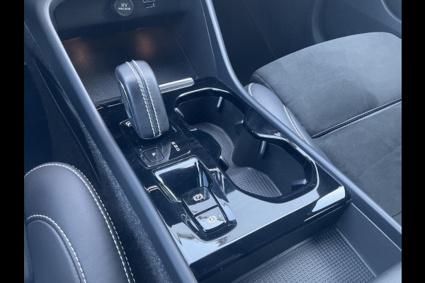 Volvo XC40 1.5 T5 262pk PHEV Recharge R-Design Elek.Trekhaak Leer Stoel/Stuurverw Adap.Cruise NL-Auto!