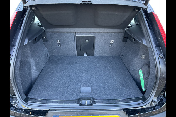 Volvo XC40 1.5 T5 262pk PHEV Recharge R-Design Elek.Trekhaak Leer Stoel/Stuurverw Adap.Cruise NL-Auto!