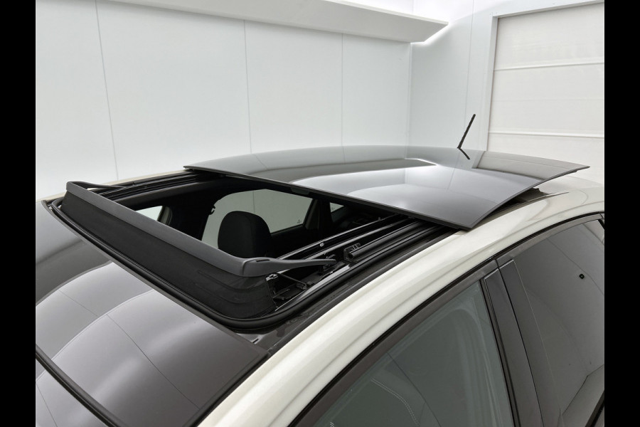 Volkswagen Polo 1.0 TSI Comfortline Automaat (PANORAMADAK, VIRTUAL COCKPIT, NAVIGATIE, CAMERA, CARPLAY, GOED ONDERHOUDEN) Volkswagen Polo 1.0 TSI Comfortline Automaat (PANORAMADAK, VIRTUAL COCKPIT, NAVIGATIE, CAMERA, CARPLAY, GOED ONDERHOUDEN)