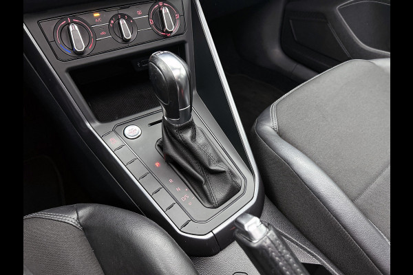 Volkswagen Polo 1.0 TSI Comfortline Automaat (PANORAMADAK, VIRTUAL COCKPIT, NAVIGATIE, CAMERA, CARPLAY, GOED ONDERHOUDEN) Volkswagen Polo 1.0 TSI Comfortline Automaat (PANORAMADAK, VIRTUAL COCKPIT, NAVIGATIE, CAMERA, CARPLAY, GOED ONDERHOUDEN)