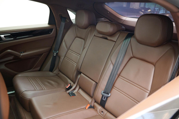 Porsche Cayenne Coupé 3.0 E-Hybrid |Pano|SportChrono|360|Bose| Porsche Cayenne Coupé 3.0 E-Hybrid |Pano|SportChrono|360|Bose|