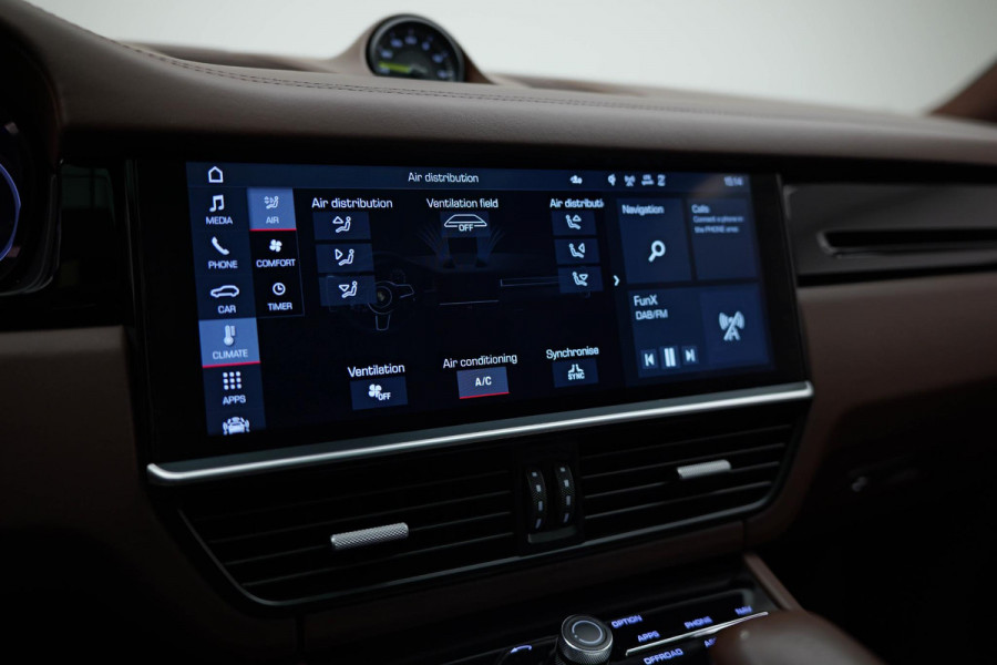 Porsche Cayenne Coupé 3.0 E-Hybrid |Pano|SportChrono|360|Bose| Porsche Cayenne Coupé 3.0 E-Hybrid |Pano|SportChrono|360|Bose|