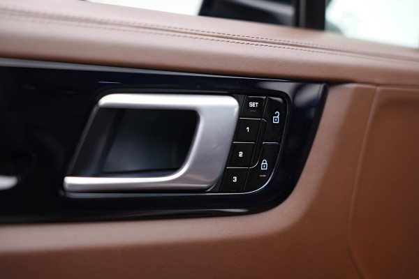 Porsche Cayenne Coupé 3.0 E-Hybrid |Pano|SportChrono|360|Bose| Porsche Cayenne Coupé 3.0 E-Hybrid |Pano|SportChrono|360|Bose|