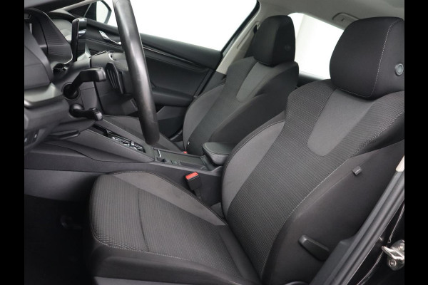 Škoda Octavia 1.4 TSI PHEV Business Edition | Adaptive cruise | Carplay | Stuurverwarming | Navigatie | Parkeerhulp | Climate control | Plug In Škoda Octavia 1.4 TSI PHEV Business Edition | Adaptive cruise | Carplay | Stuurverwarming | Navigatie | Parkeerhulp | Climate control | Plug In