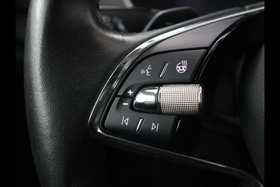 Škoda Octavia 1.4 TSI PHEV Business Edition | Adaptive cruise | Carplay | Stuurverwarming | Navigatie | Parkeerhulp | Climate control | Plug In Škoda Octavia 1.4 TSI PHEV Business Edition | Adaptive cruise | Carplay | Stuurverwarming | Navigatie | Parkeerhulp | Climate control | Plug In