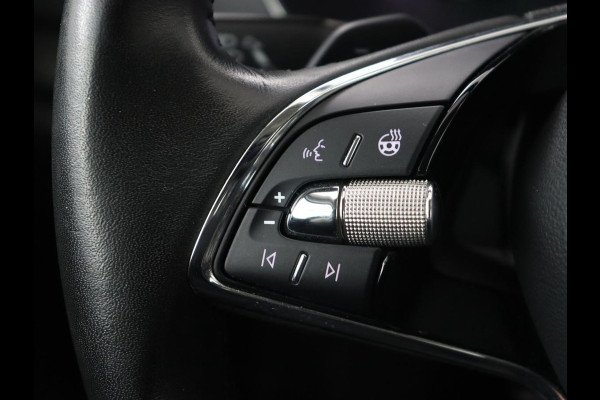 Škoda Octavia 1.4 TSI PHEV Business Edition | Adaptive cruise | Carplay | Stuurverwarming | Navigatie | Parkeerhulp | Climate control | Plug In Škoda Octavia 1.4 TSI PHEV Business Edition | Adaptive cruise | Carplay | Stuurverwarming | Navigatie | Parkeerhulp | Climate control | Plug In