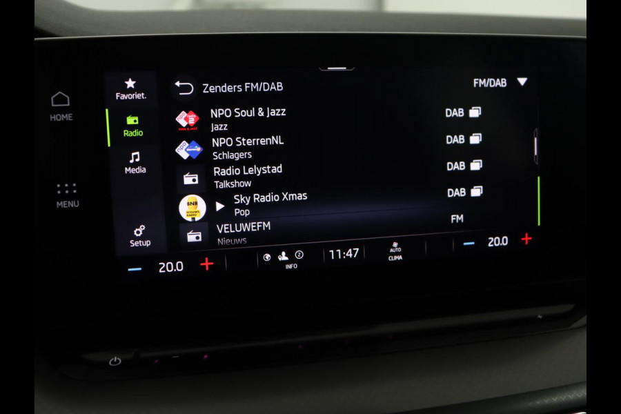 Škoda Octavia 1.4 TSI PHEV Business Edition | Adaptive cruise | Carplay | Stuurverwarming | Navigatie | Parkeerhulp | Climate control | Plug In Škoda Octavia 1.4 TSI PHEV Business Edition | Adaptive cruise | Carplay | Stuurverwarming | Navigatie | Parkeerhulp | Climate control | Plug In