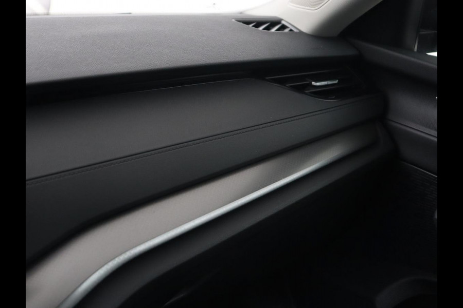 Škoda Octavia 1.4 TSI PHEV Business Edition | Adaptive cruise | Carplay | Stuurverwarming | Navigatie | Parkeerhulp | Climate control | Plug In Škoda Octavia 1.4 TSI PHEV Business Edition | Adaptive cruise | Carplay | Stuurverwarming | Navigatie | Parkeerhulp | Climate control | Plug In