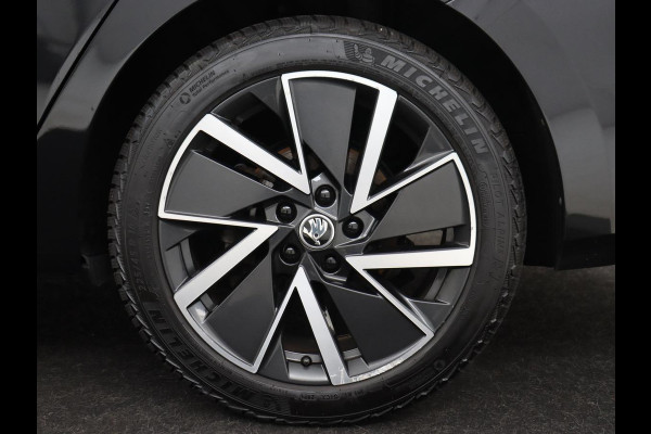 Škoda Octavia 1.4 TSI PHEV Business Edition | Adaptive cruise | Carplay | Stuurverwarming | Navigatie | Parkeerhulp | Climate control | Plug In Škoda Octavia 1.4 TSI PHEV Business Edition | Adaptive cruise | Carplay | Stuurverwarming | Navigatie | Parkeerhulp | Climate control | Plug In