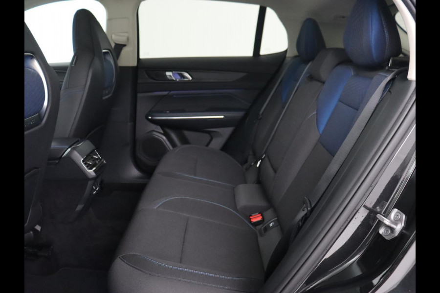 Lynk & Co 01 1.5 Plug In | Panoramadak | Infinity by Harman | Camera | Adaptive cruise | Stoelverwarming | Carplay | Memory | Full LED Lynk & Co 01 1.5 Plug In | Panoramadak | Infinity by Harman | Camera | Adaptive cruise | Stoelverwarming | Carplay | Memory | Full LED