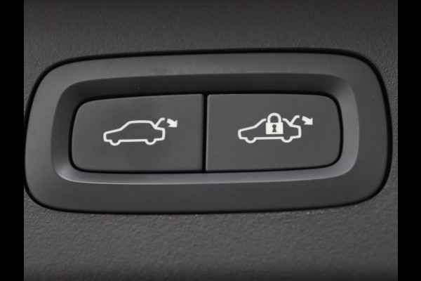 Lynk & Co 01 1.5 Plug In | Panoramadak | Infinity by Harman | Camera | Adaptive cruise | Stoelverwarming | Carplay | Memory | Full LED Lynk & Co 01 1.5 Plug In | Panoramadak | Infinity by Harman | Camera | Adaptive cruise | Stoelverwarming | Carplay | Memory | Full LED