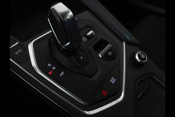 Lynk & Co 01 1.5 Plug In | Panoramadak | Infinity by Harman | Camera | Adaptive cruise | Stoelverwarming | Carplay | Memory | Full LED Lynk & Co 01 1.5 Plug In | Panoramadak | Infinity by Harman | Camera | Adaptive cruise | Stoelverwarming | Carplay | Memory | Full LED