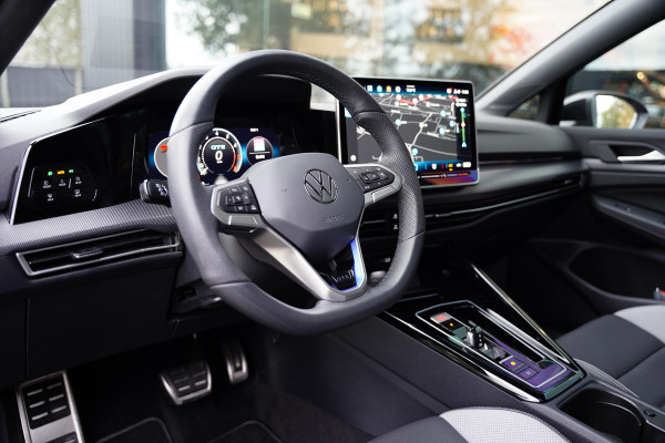 Volkswagen Golf 1.5 E-Hybrid GTE GERESERVEERD Volkswagen Golf 1.5 E-Hybrid GTE GERESERVEERD