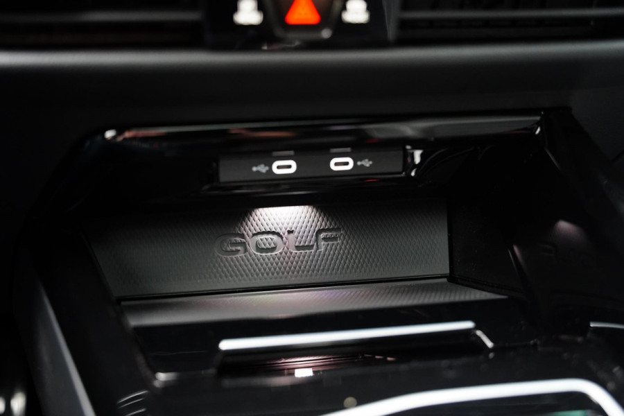 Volkswagen Golf 1.5 E-Hybrid GTE GERESERVEERD Volkswagen Golf 1.5 E-Hybrid GTE GERESERVEERD