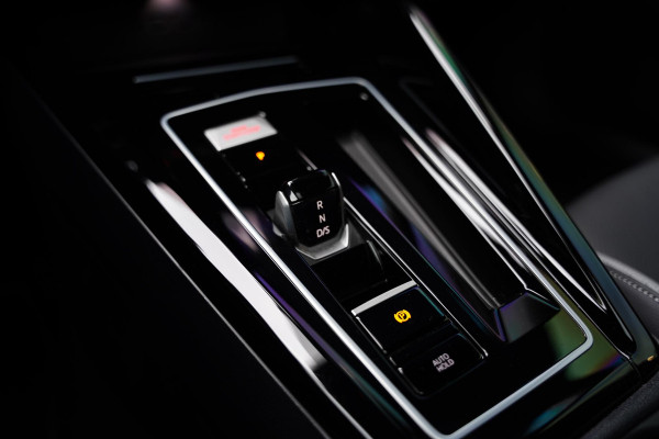 Volkswagen Golf 1.5 E-Hybrid GTE GERESERVEERD Volkswagen Golf 1.5 E-Hybrid GTE GERESERVEERD