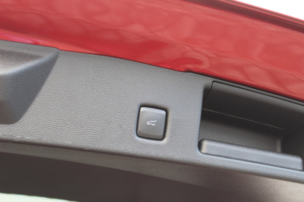 Ford Kuga 2.5 PHEV ST-Line X | Trekhaak | Head-up | B&O | BLIS | Matrix | Adaptieve cruise Ford Kuga 2.5 PHEV ST-Line X | Trekhaak | Head-up | B&O | BLIS | Matrix | Adaptieve cruise