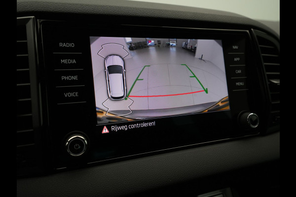 Škoda Karoq 1.5 TSI ACT 150PK DSG Sportline Business Navigatie Camera elek klep keyless 18"velgen 151