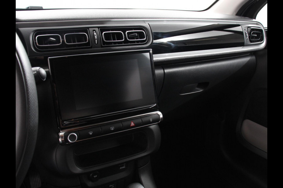 Citroën C3 1.2 PureTech Max Automaat  Airco Navigatie d.m.v.Apple carplay / Android Auto Parksensoren Lichtmetalen Velgen Citroën C3 1.2 PureTech Max Automaat  Airco Navigatie d.m.v.Apple carplay / Android Auto Parksensoren Lichtmetalen Velgen