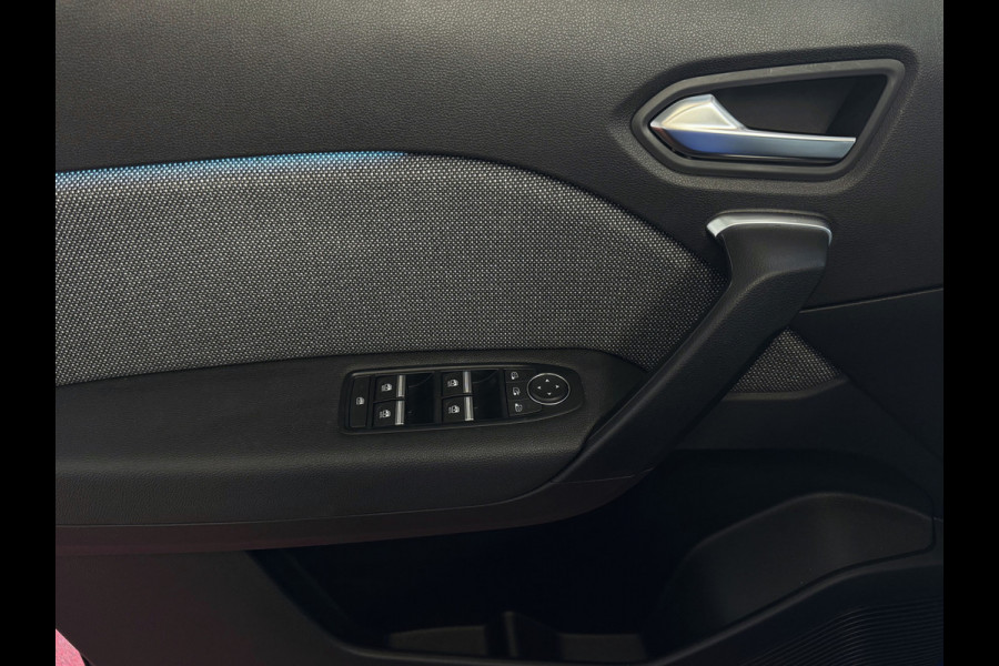 Renault Captur 1.3 MILD HYBRID 160 TECHNO CAMERA 18''LMV STOEL/STUUR .VERW PURE VISION LED 10'' R-LINK NAVI 2025 EDC-automaat (Efficiënt Dual Clutch) 7 Versnellingen 1200KG Trekgewicht