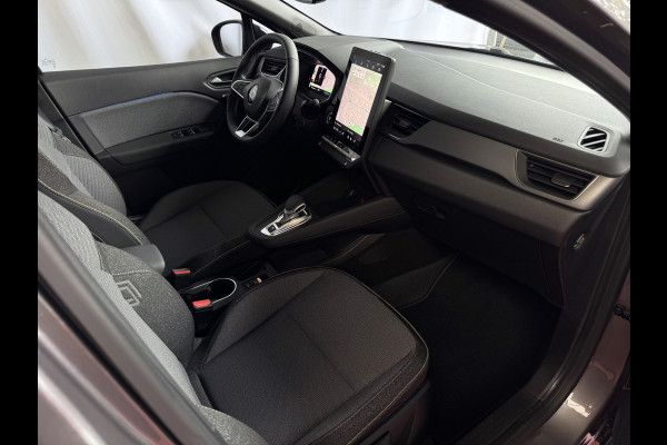 Renault Captur 1.3 MILD HYBRID 160 TECHNO CAMERA 18''LMV STOEL/STUUR .VERW PURE VISION LED 10'' R-LINK NAVI 2025 EDC-automaat (Efficiënt Dual Clutch) 7 Versnellingen 1200KG Trekgewicht
