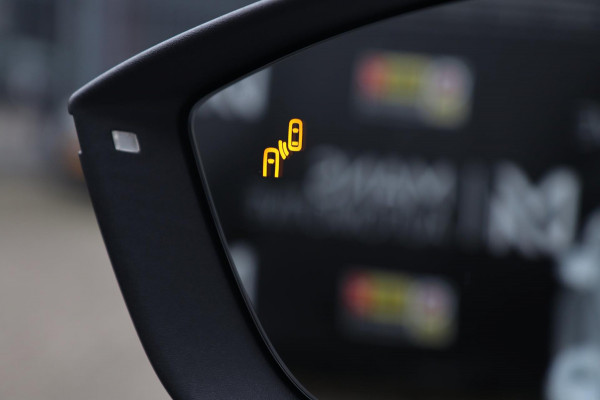 Seat Ateca 1.4 EcoTSI Xcellence 4DRIVE / PANODAK / KEYLESS / ACC / CAMERA / CARPLAY