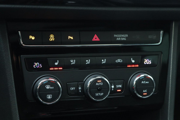 Seat Ateca 1.4 EcoTSI Xcellence 4DRIVE / PANODAK / KEYLESS / ACC / CAMERA / CARPLAY