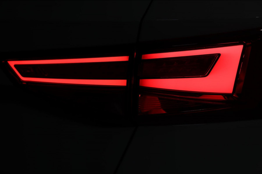 Seat Ateca 1.4 EcoTSI Xcellence 4DRIVE / PANODAK / KEYLESS / ACC / CAMERA / CARPLAY