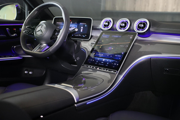 Mercedes-Benz C-Klasse Estate 300 e AMG 63 Look / Massage / Burmester / Head Up / 360 Camera / Acc / Elek Stoelen / Open Pano / 20