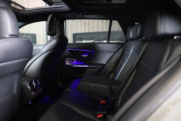 Mercedes-Benz C-Klasse Estate 300 e AMG 63 Look / Massage / Burmester / Head Up / 360 Camera / Acc / Elek Stoelen / Open Pano / 20