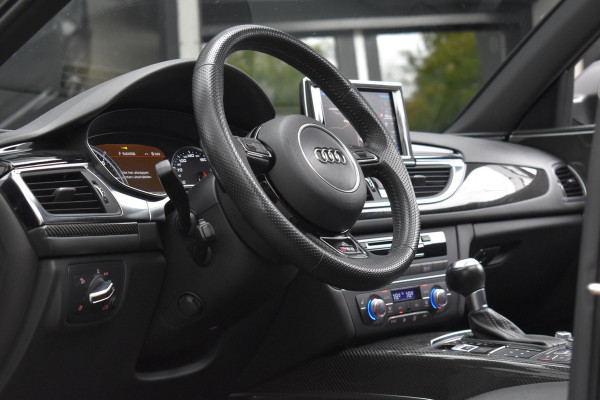 Audi A6 Avant 4.0 TFSI RS 6 quattro performance Pano Camera ACC Stuurvw Memory Audi A6 Avant 4.0 TFSI RS 6 quattro performance Pano Camera ACC Stuurvw Memory