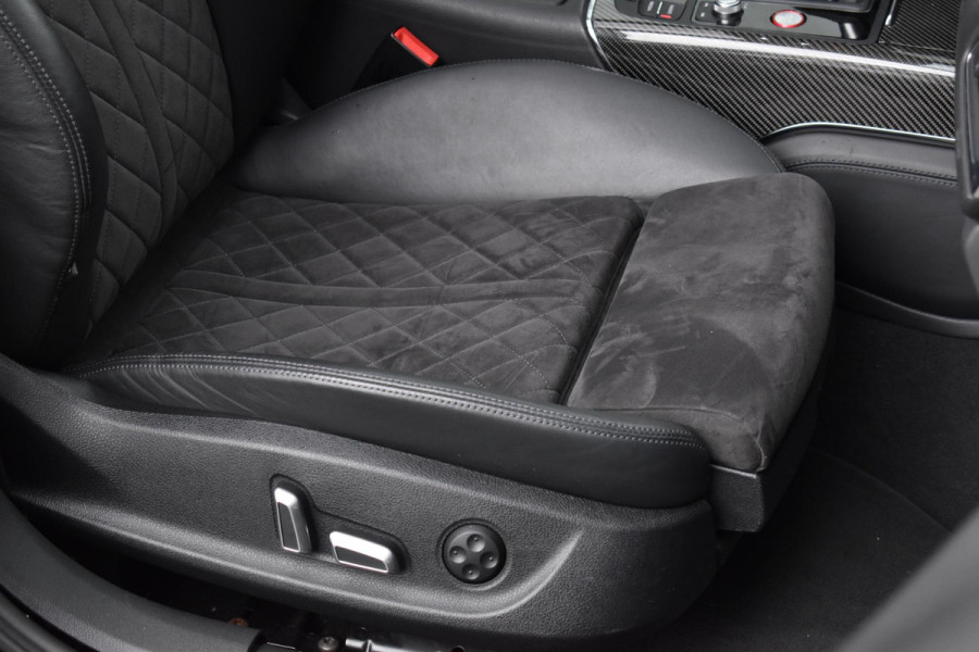 Audi A6 Avant 4.0 TFSI RS 6 quattro performance Pano Camera ACC Stuurvw Memory Audi A6 Avant 4.0 TFSI RS 6 quattro performance Pano Camera ACC Stuurvw Memory