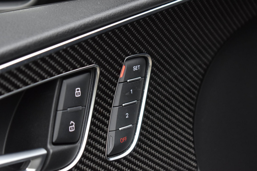 Audi A6 Avant 4.0 TFSI RS 6 quattro performance Pano Camera ACC Stuurvw Memory Audi A6 Avant 4.0 TFSI RS 6 quattro performance Pano Camera ACC Stuurvw Memory