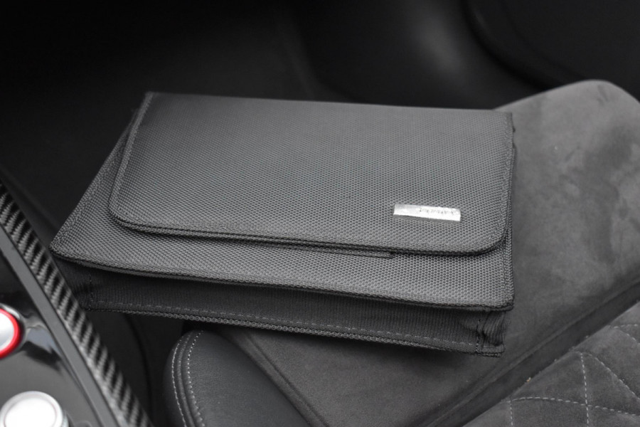 Audi A6 Avant 4.0 TFSI RS 6 quattro performance Pano Camera ACC Stuurvw Memory Audi A6 Avant 4.0 TFSI RS 6 quattro performance Pano Camera ACC Stuurvw Memory