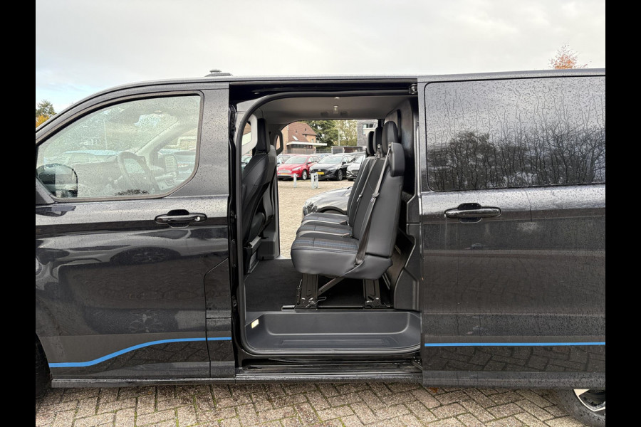 Ford Transit Custom 320 2.5 PHEV L2H1 Sport DC | SCI | 233pk | | Dubbele Cabine | Dubbele zijschuifdeur | Inklapbare trekhaak | 19 inch lichtmetalen Sport velgen (mat zwart) | Verwarmbaar stuurwiel | Navigatie systeem