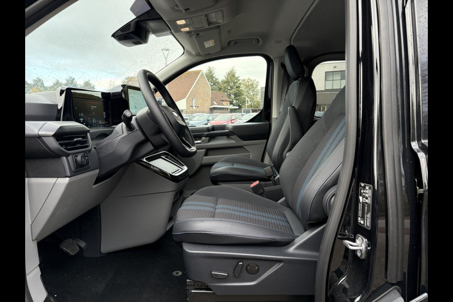 Ford Transit Custom 320 2.5 PHEV L2H1 Sport DC | SCI | 233pk | | Dubbele Cabine | Dubbele zijschuifdeur | Inklapbare trekhaak | 19 inch lichtmetalen Sport velgen (mat zwart) | Verwarmbaar stuurwiel | Navigatie systeem