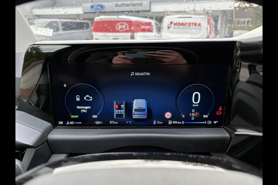 Ford Transit Custom 320 2.5 PHEV L2H1 Sport DC | SCI | 233pk | | Dubbele Cabine | Dubbele zijschuifdeur | Inklapbare trekhaak | 19 inch lichtmetalen Sport velgen (mat zwart) | Verwarmbaar stuurwiel | Navigatie systeem