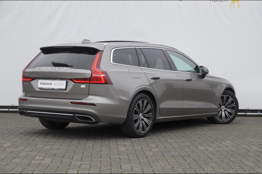 Volvo V60 T6 340PK Automaat Recharge AWD Inscription / Panoramadak / BLIS / Parkeersensoren met camera / Elektrische achterklep / Stoel - en stuurwielverwarming / Getint glas / Adaptieve cruise control Volvo V60 T6 340PK Automaat Recharge AWD Inscription / Panoramadak / BLIS / Parkeersensoren met camera / Elektrische achterklep / Stoel - en stuurwielverwarming / Getint glas / Adaptieve cruise control