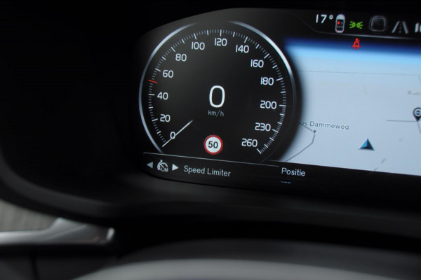 Volvo V60 T6 340PK Automaat Recharge AWD Inscription / Panoramadak / BLIS / Parkeersensoren met camera / Elektrische achterklep / Stoel - en stuurwielverwarming / Getint glas / Adaptieve cruise control Volvo V60 T6 340PK Automaat Recharge AWD Inscription / Panoramadak / BLIS / Parkeersensoren met camera / Elektrische achterklep / Stoel - en stuurwielverwarming / Getint glas / Adaptieve cruise control