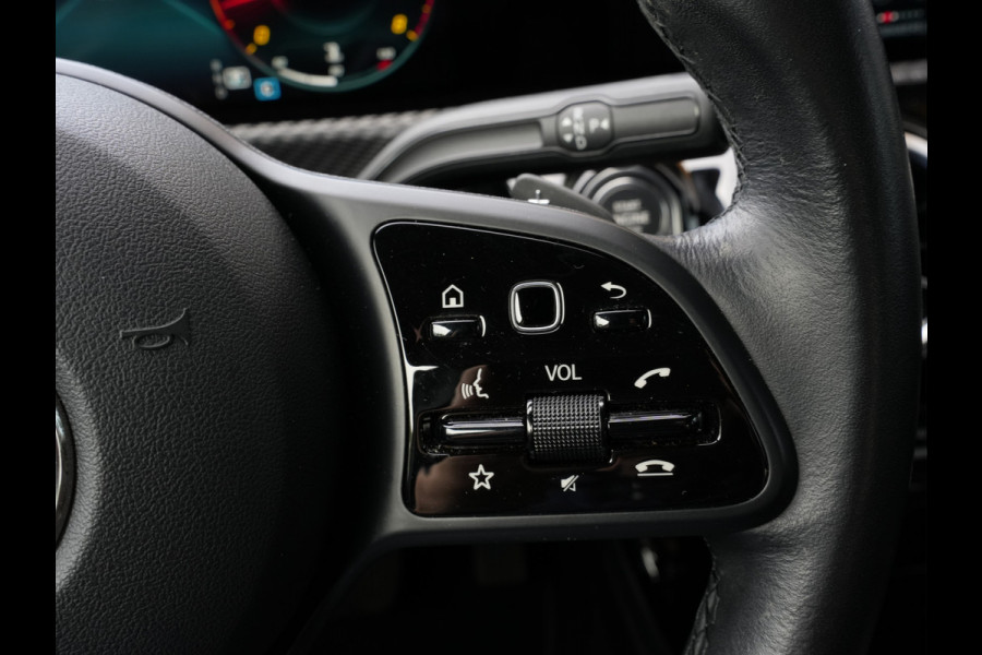 Mercedes-Benz A-Klasse 180 Business Solution Automaat | Navigatie | Android/Apple Carplay