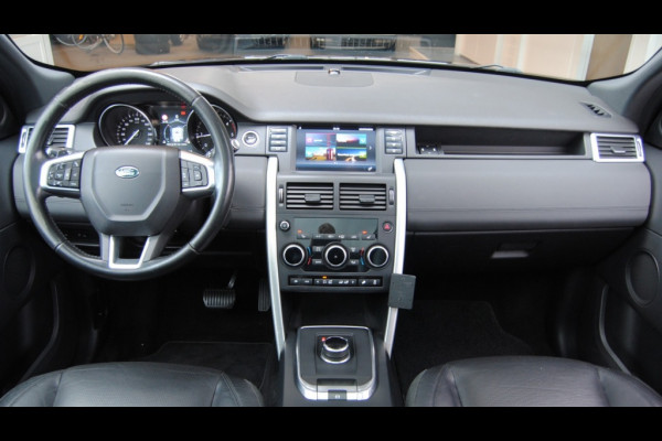 Land Rover Discovery Sport 2.0 TD4 HSE Luxury Land Rover Discovery Sport 2.0 TD4 HSE Luxury