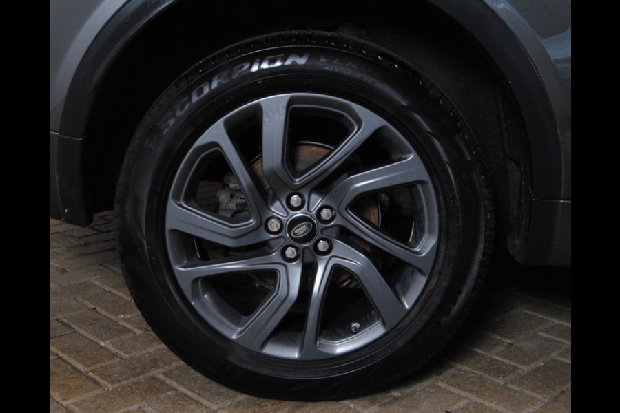 Land Rover Discovery Sport 2.0 TD4 HSE Luxury Land Rover Discovery Sport 2.0 TD4 HSE Luxury