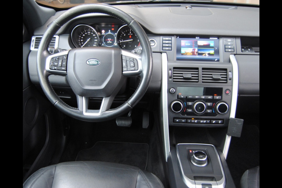 Land Rover Discovery Sport 2.0 TD4 HSE Luxury Land Rover Discovery Sport 2.0 TD4 HSE Luxury