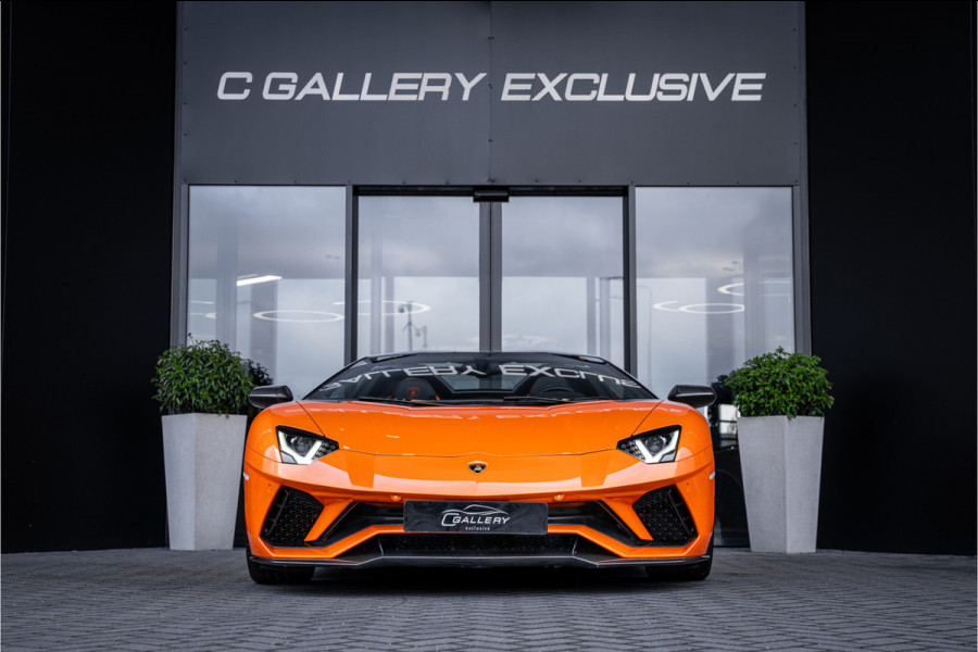 Lamborghini Aventador 6.5 V12 S - Arancio Atlas | Roadster | Lift | Personam + Carbon Package | Sensonum Lamborghini Aventador 6.5 V12 S - Arancio Atlas | Roadster | Lift | Personam + Carbon Package | Sensonum