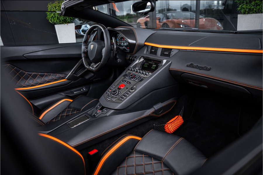 Lamborghini Aventador 6.5 V12 S - Arancio Atlas | Roadster | Lift | Personam + Carbon Package | Sensonum Lamborghini Aventador 6.5 V12 S - Arancio Atlas | Roadster | Lift | Personam + Carbon Package | Sensonum