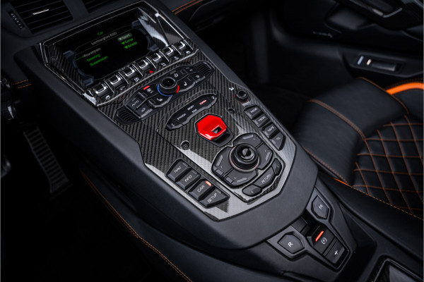 Lamborghini Aventador 6.5 V12 S - Arancio Atlas | Roadster | Lift | Personam + Carbon Package | Sensonum Lamborghini Aventador 6.5 V12 S - Arancio Atlas | Roadster | Lift | Personam + Carbon Package | Sensonum
