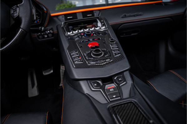 Lamborghini Aventador 6.5 V12 S - Arancio Atlas | Roadster | Lift | Personam + Carbon Package | Sensonum Lamborghini Aventador 6.5 V12 S - Arancio Atlas | Roadster | Lift | Personam + Carbon Package | Sensonum