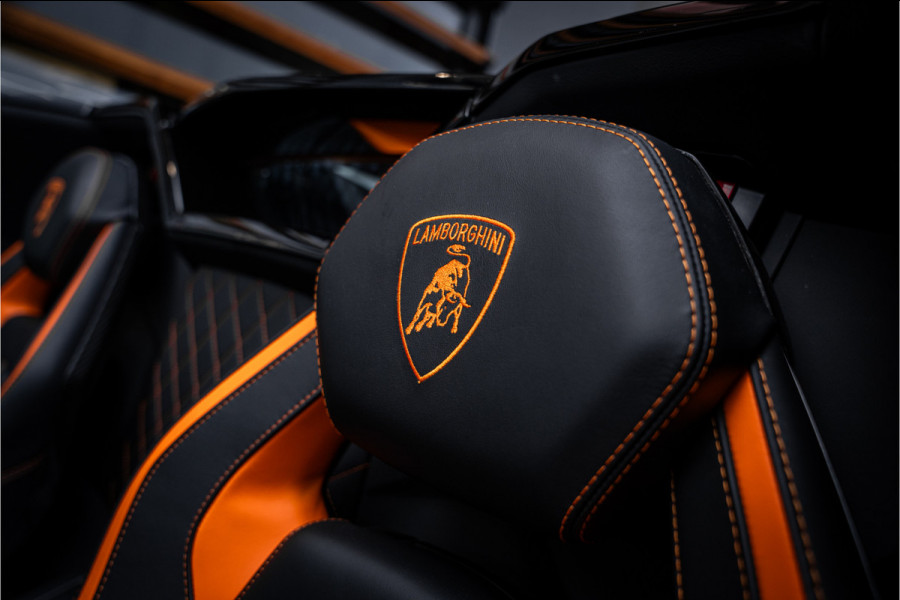 Lamborghini Aventador 6.5 V12 S - Arancio Atlas | Roadster | Lift | Personam + Carbon Package | Sensonum Lamborghini Aventador 6.5 V12 S - Arancio Atlas | Roadster | Lift | Personam + Carbon Package | Sensonum