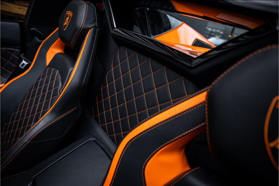 Lamborghini Aventador 6.5 V12 S - Arancio Atlas | Roadster | Lift | Personam + Carbon Package | Sensonum Lamborghini Aventador 6.5 V12 S - Arancio Atlas | Roadster | Lift | Personam + Carbon Package | Sensonum