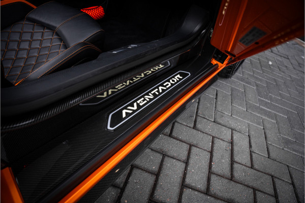 Lamborghini Aventador 6.5 V12 S - Arancio Atlas | Roadster | Lift | Personam + Carbon Package | Sensonum Lamborghini Aventador 6.5 V12 S - Arancio Atlas | Roadster | Lift | Personam + Carbon Package | Sensonum