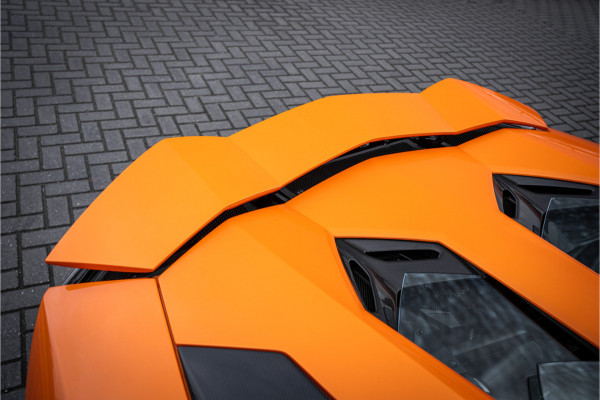 Lamborghini Aventador 6.5 V12 S - Arancio Atlas | Roadster | Lift | Personam + Carbon Package | Sensonum Lamborghini Aventador 6.5 V12 S - Arancio Atlas | Roadster | Lift | Personam + Carbon Package | Sensonum